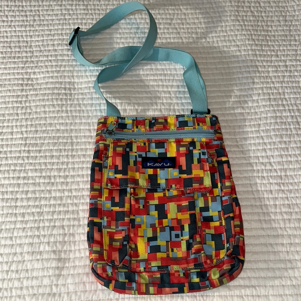 KAVU Multicolor Geometric Crossbody Bag